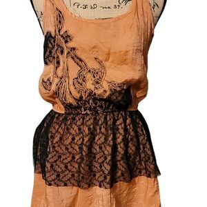 Ya Los Angeles Lace Top Size M